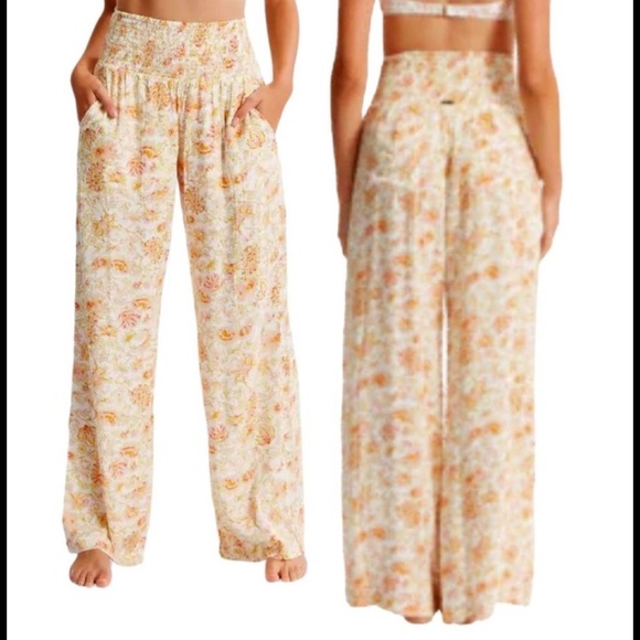 Billabong Pants - Billabong Pants wide leg Boho  Floral Medium
